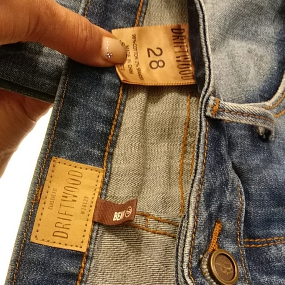 SALE**DRIFTWOOD JEANS CLASSIC FIT- 28 - Picture 6 of 8